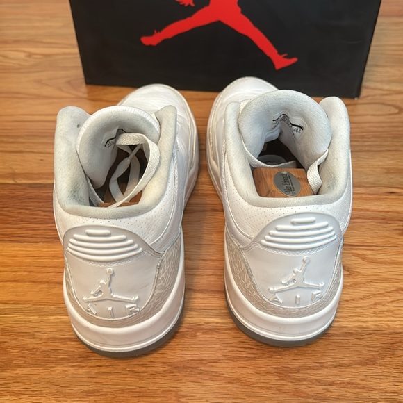 Mens Nike Air Jordan III Retro “Triple White” sz11.5 Desdstock VNDS Good Quality - Picture 5 of 14